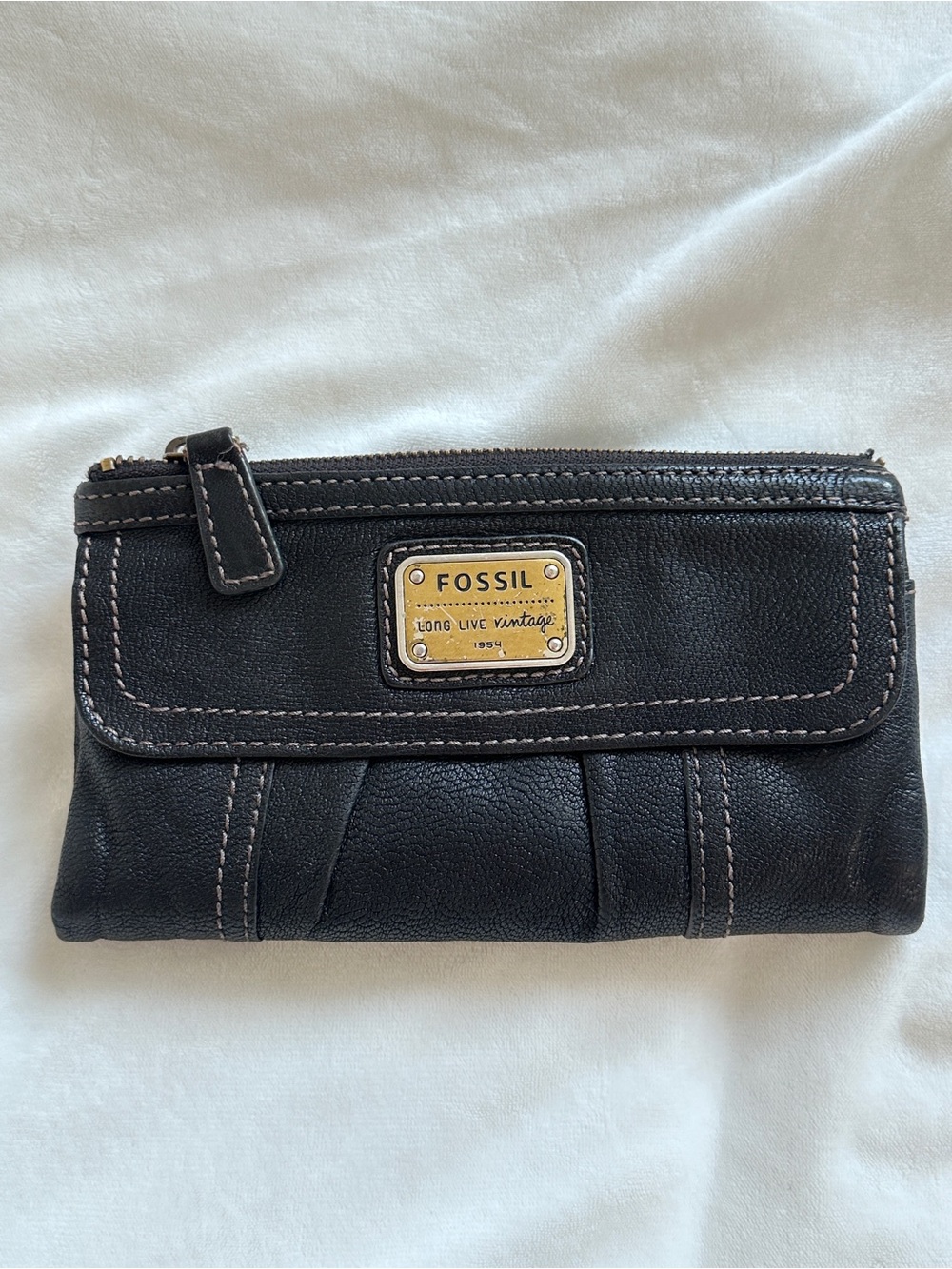 Fossil Long Live Vintage 1954 Cora or Emory Soft Leather Clutch Wallet